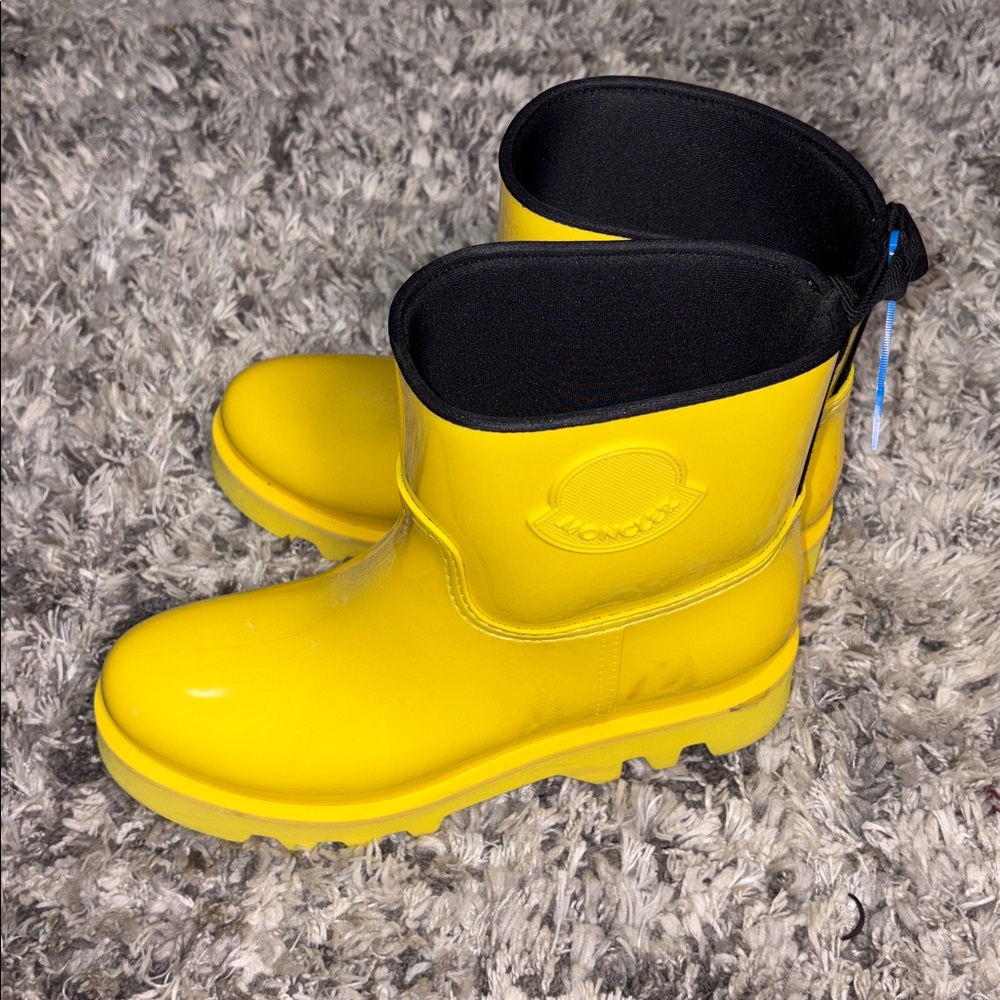 Moncler women’s rain boots size 40